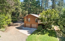 2231 Old Ferry Road, Shady Cove, OR 97539