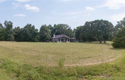 31456 Greenberg Drive, Edwards, MO 65326
