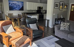 49894 MCKENZIE Hwy, Vida, OR 97488
