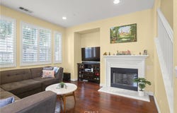 18 New Season, Irvine, CA 92602