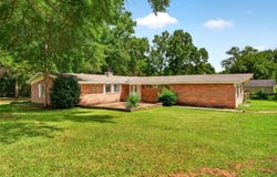 808 Pecan Ln, Tylertown, MS 39667