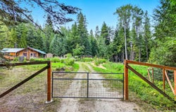 633 Old Mill Rd, Samuels, ID 83862
