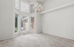 1006 Silvercrest Place, Reeds Spring, MO 65737