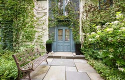 908 Elm Place, Glencoe, IL 60022