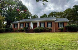 332 Ridge Road, Cheraw, SC 29520