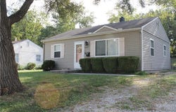 2409 NE Pursell Road, Gladstone, MO 64118