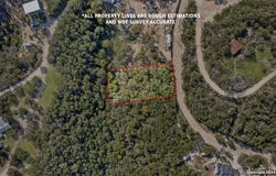HILLTOP LOOP, Bandera, TX 78003