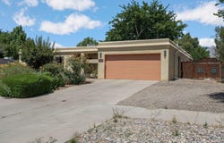 9209 Layton Avenue NE, Albuquerque, NM 87111