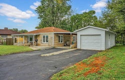 613 S 9th Street, Mitchell, IN 47446