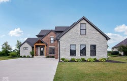 134 Lakeside Drive, Pittsboro, IN 46167
