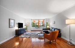 1325 N State Parkway, Chicago, IL 60610