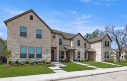 1967 Gentle Oak Trail, Corinth, TX 76210