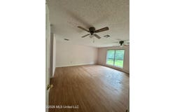 68 Preacher Hill, Picayune, MS 39466