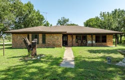 821 E Stegall Road, Robinson, TX 76706