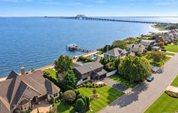 8 Shoal Drive, West Islip, NY 11795
