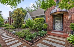 624 N TREZEVANT St, Memphis, TN 38112