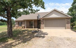 422 Hidden Oaks RD, Alma, AR 72921
