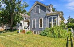 311 E 10th St, Wellington, KS 67152-4010