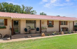 1024 U.S. 82, Brownfield, TX 79316