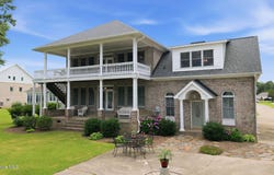 121 Sabre Point Drive, Bath, NC 27808