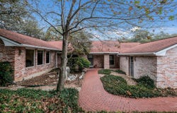 340 MUSTANG CIR, Hollywood Park, TX 78232