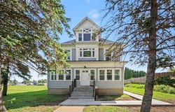 501 Forest Street, Kenyon, MN 55946
