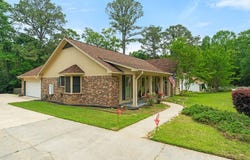 623 Cherry Ln, LAUREL, MS 39440