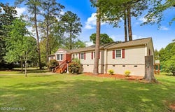 105 Harbor Drive, Washington, NC 27889