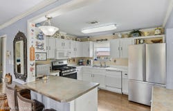 1070 King Road, Enid, MS 38927
