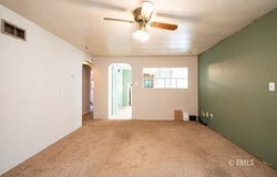325 N 7th Ave, Forsyth, MT 59327