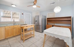 2402 N 36TH Place, Phoenix, AZ 85008