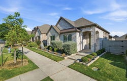 908 Plaza Lane, Argyle, TX 76226