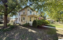 514 E Franklin Street, Clinton, MO 64735