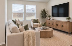 208 Ida Loop, Seguin, TX 78155