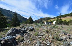 216 ELKVIEW Dr, CanyonCity, OR 97820