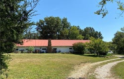 321 NW 1071st Road, Centerview, MO 64093