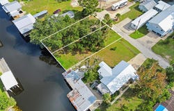 SE 899th Ave, Suwannee, FL 32692