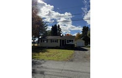 33 Ward Street, Presque Isle, ME 04769