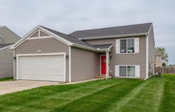 1626 Tea Pond Court, Vicksburg, MI 49097