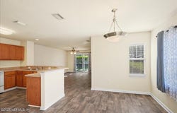 8550 ARGYLE BUSINESS Loop, Jacksonville, FL 32244