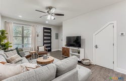18803 Hogan Circle, Point Venture, TX 78645