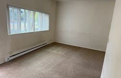 736 5TH St, Springfield, OR 97477