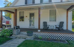 16 Chapel St, Wareham, MA 02571