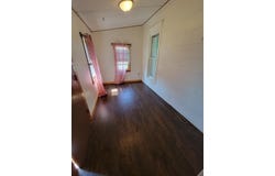 724 Hazel Street, Excelsior Springs, MO 64024