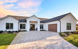 3733 Tiger Point Blvd, Gulf Breeze, FL 32563