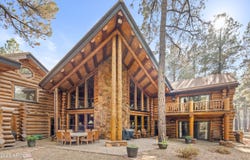 3905 Doc Raymond, Flagstaff, AZ 86005