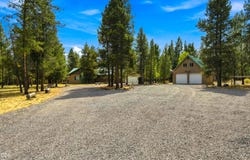 52216 Moose Road, La Pine, OR 97739