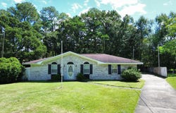 1800 Pat Drive, Gautier, MS 39553