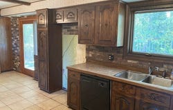 1609 S Carpenter Road, Brunswick, OH 44212