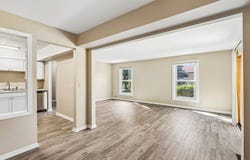 1760 BRISTOL Walk, Hoffman Estates, IL 60169
